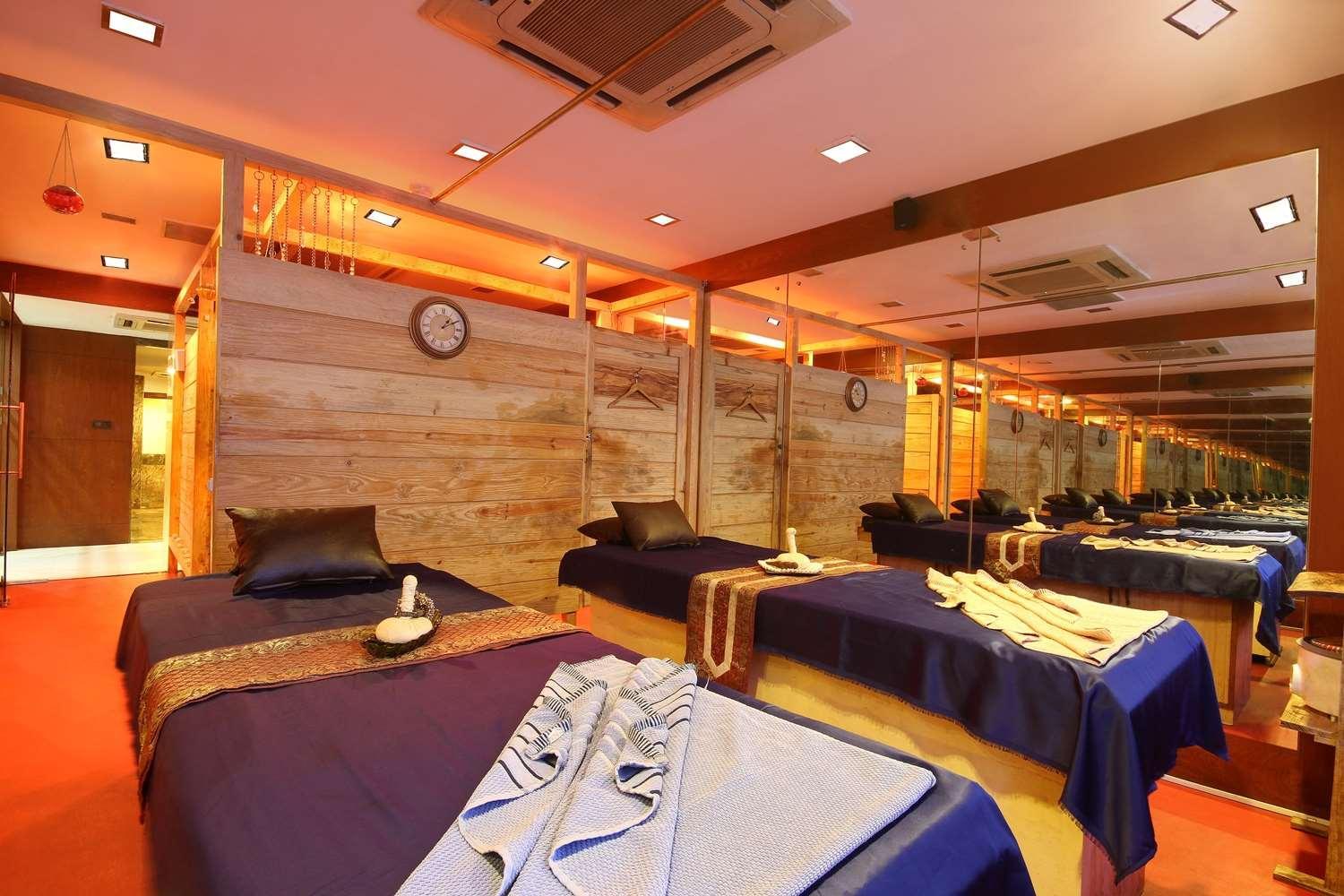 Fortune Select Jp Cosmos, Bengaluru - Member Itc Hotels' Group Exterior photo