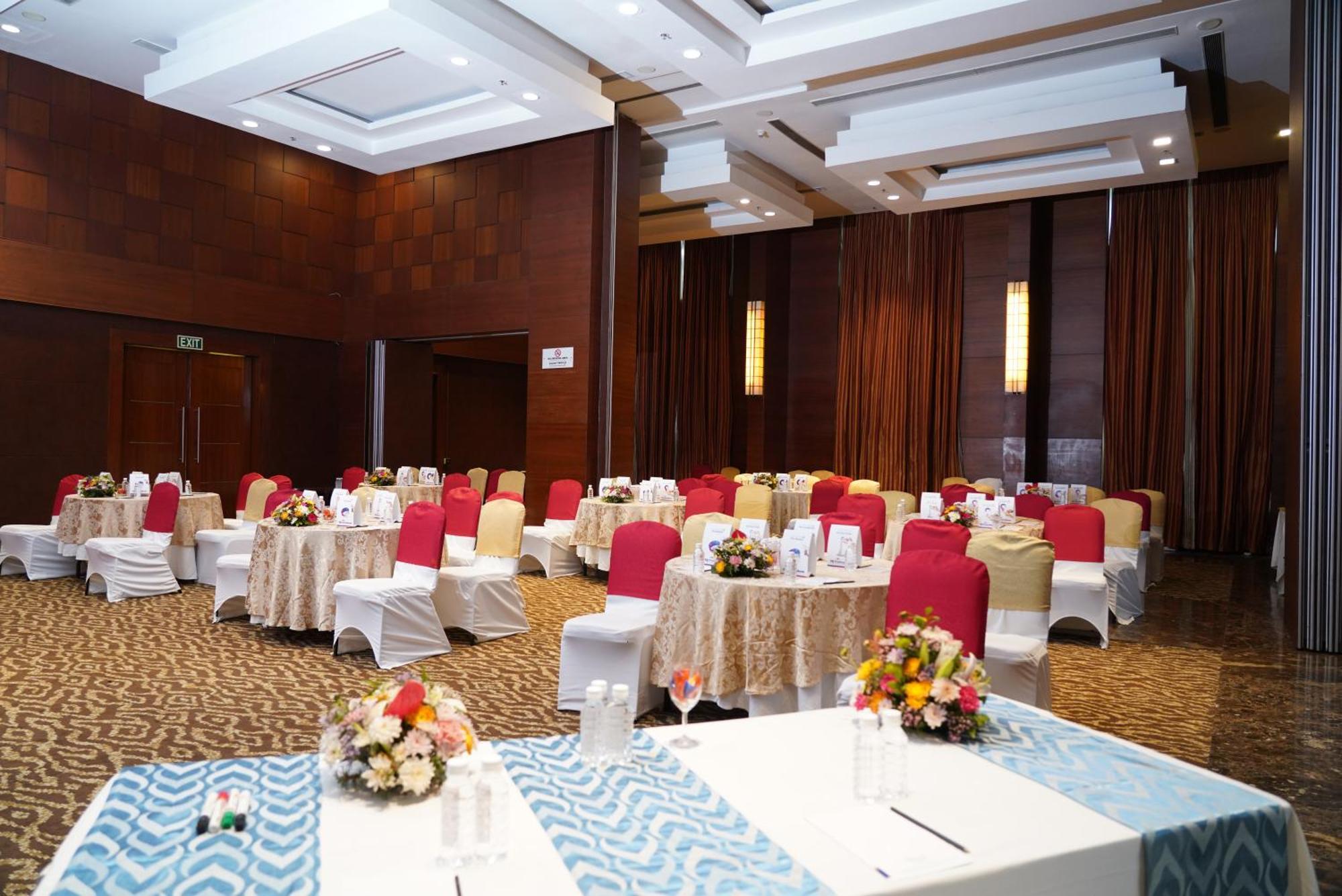 Fortune Select Jp Cosmos, Bengaluru - Member Itc Hotels' Group Exterior photo